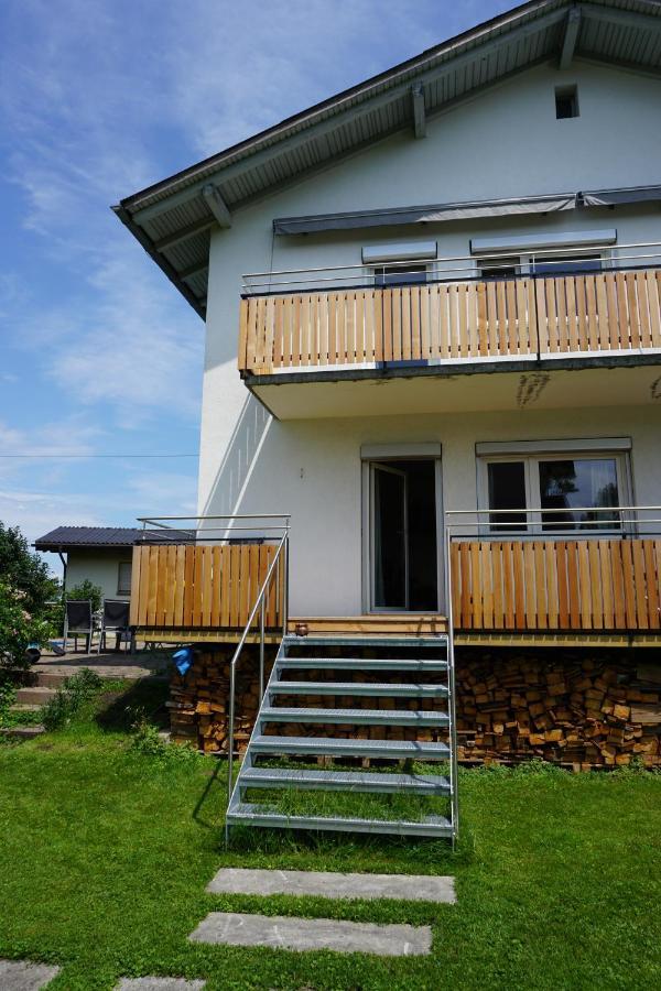 Wohnung Erdgeschoss Mit 3 Schlafzimmer In Ruhiger Gegend Mader Exteriér fotografie